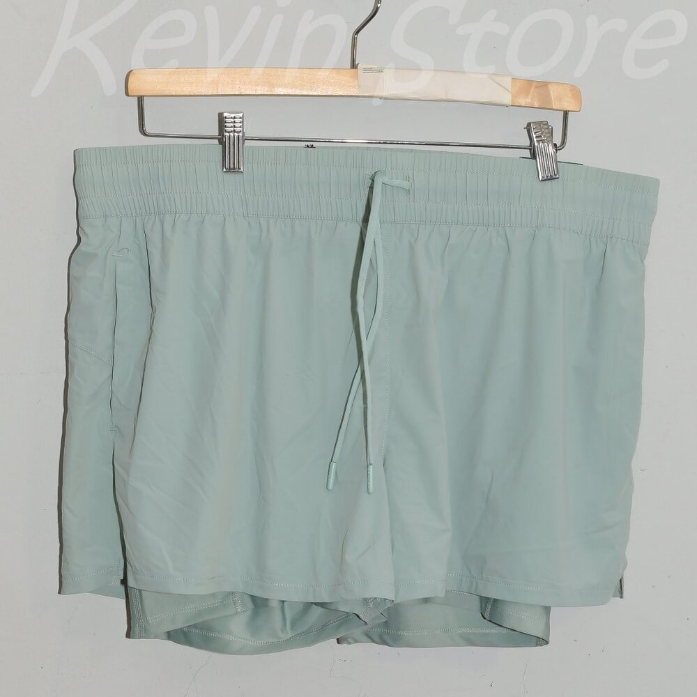 Green Nwt Spyder Active Ladies' Woven Short